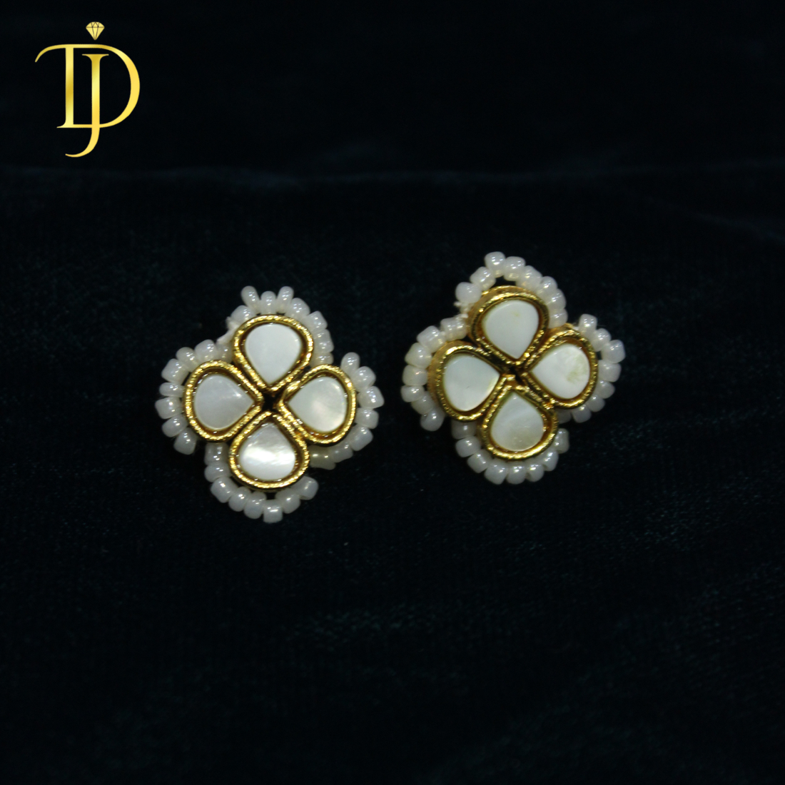 Premium Kundan Four-Petal Flower Studs - Elegant White Pearl Border Earrings