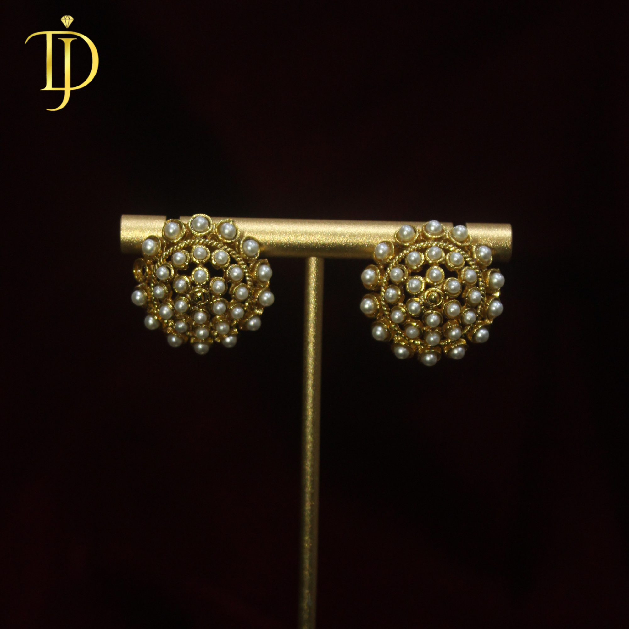 Elegant Gold-Plated Pearl Cluster Stud Earrings - Traditional Floral Design