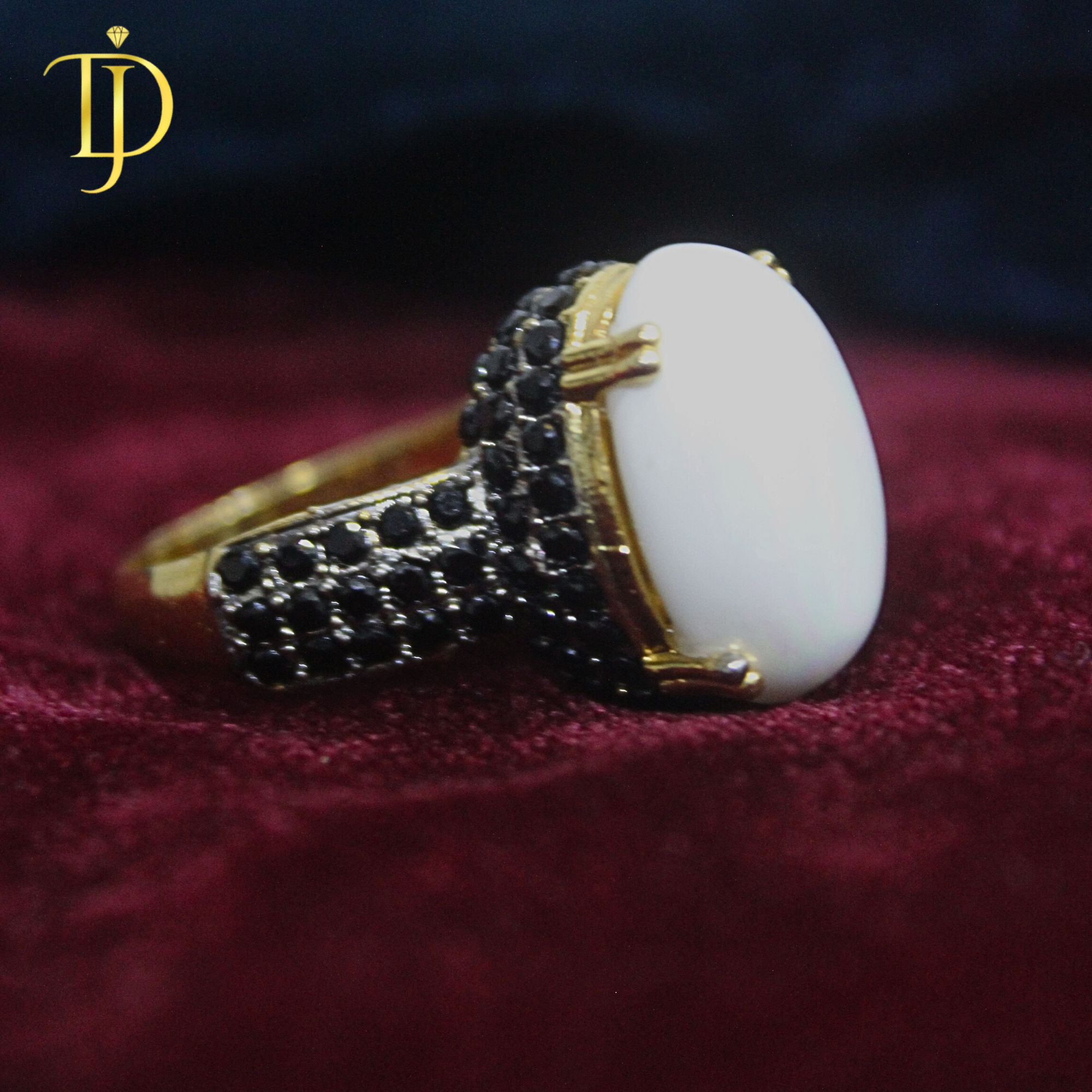 Luxury Gold Plated Statement Ring with Black Crystal Detailing & White Stone Top – Premium Designer Ring