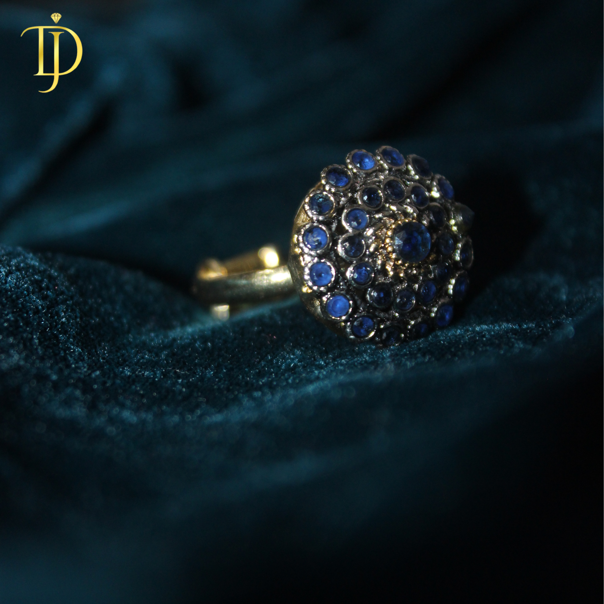 Dusky Jewels Royal Sapphire Statement Ring – Luxury Blue Crystal Gold Finish