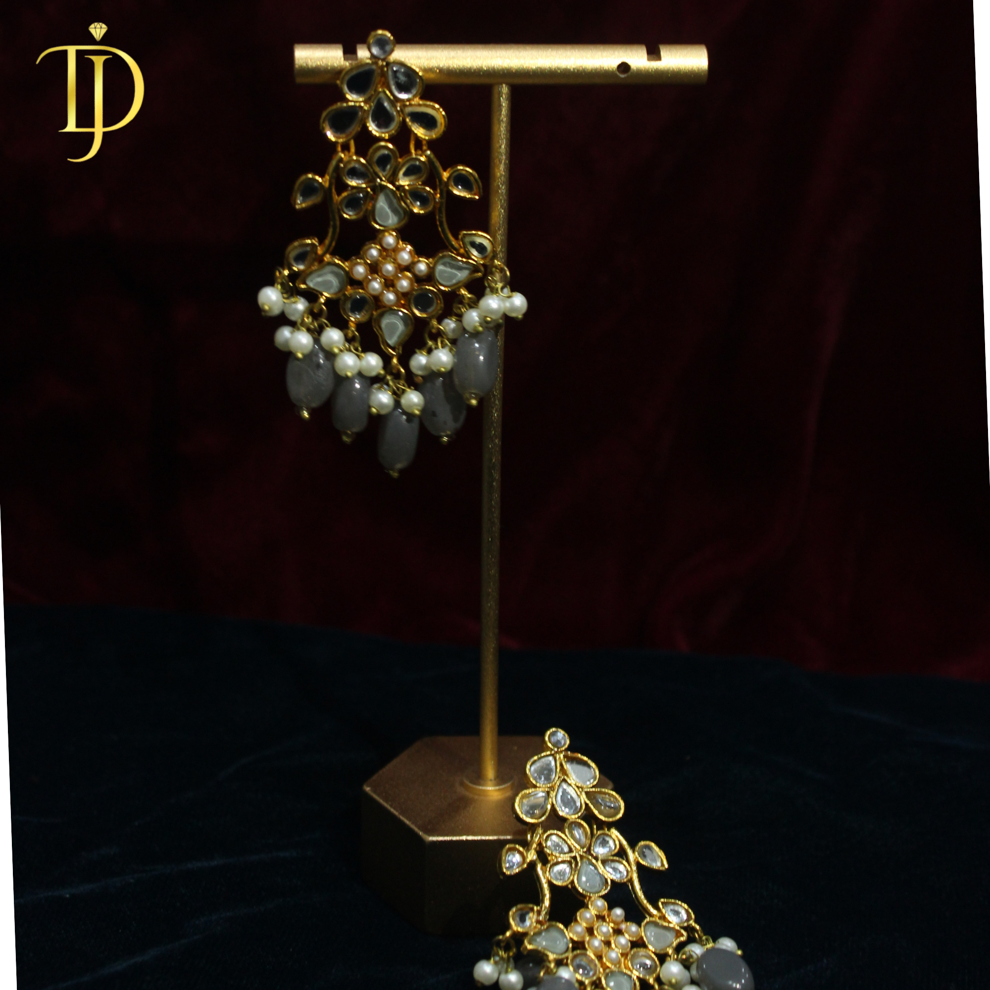 Jahanara Elegance Statement Earrings – Royal Timeless Charm