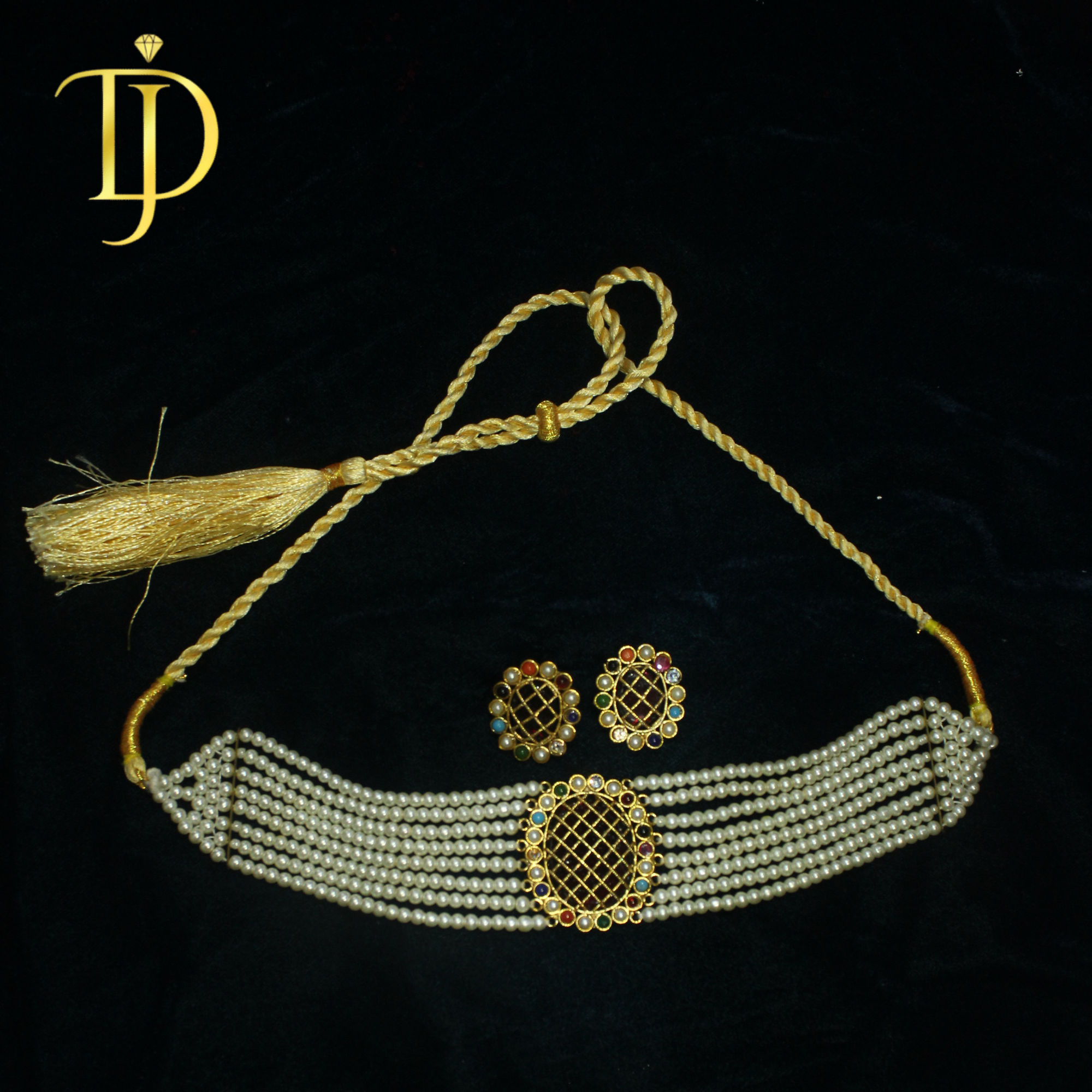 Elegant Multi-Strand Pearl Choker Set - Artisan Crafted Wedding Jewelry with Tassel Closure