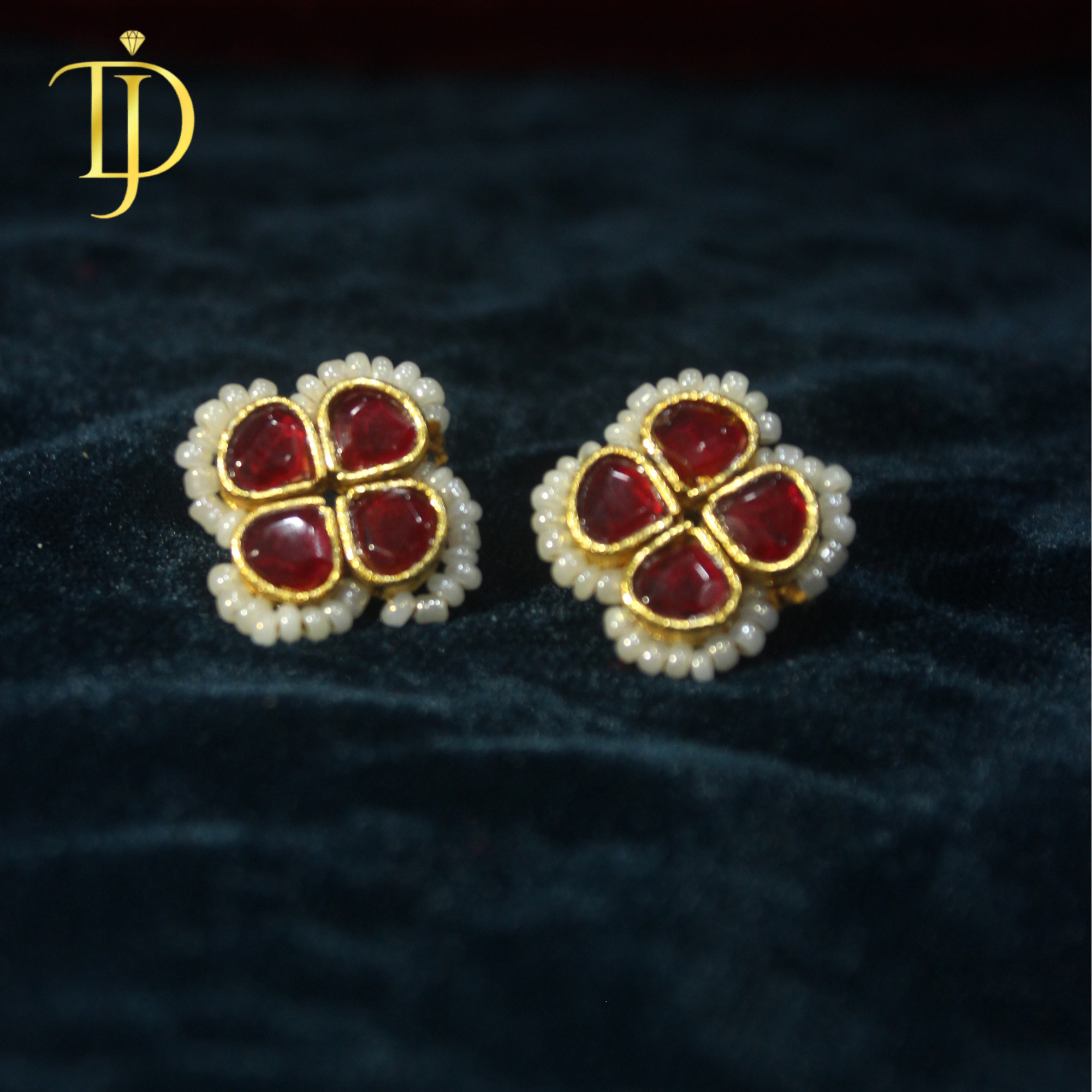 Premium Kundan Four-Petal Flower Studs - Elegant White Pearl Border Earrings