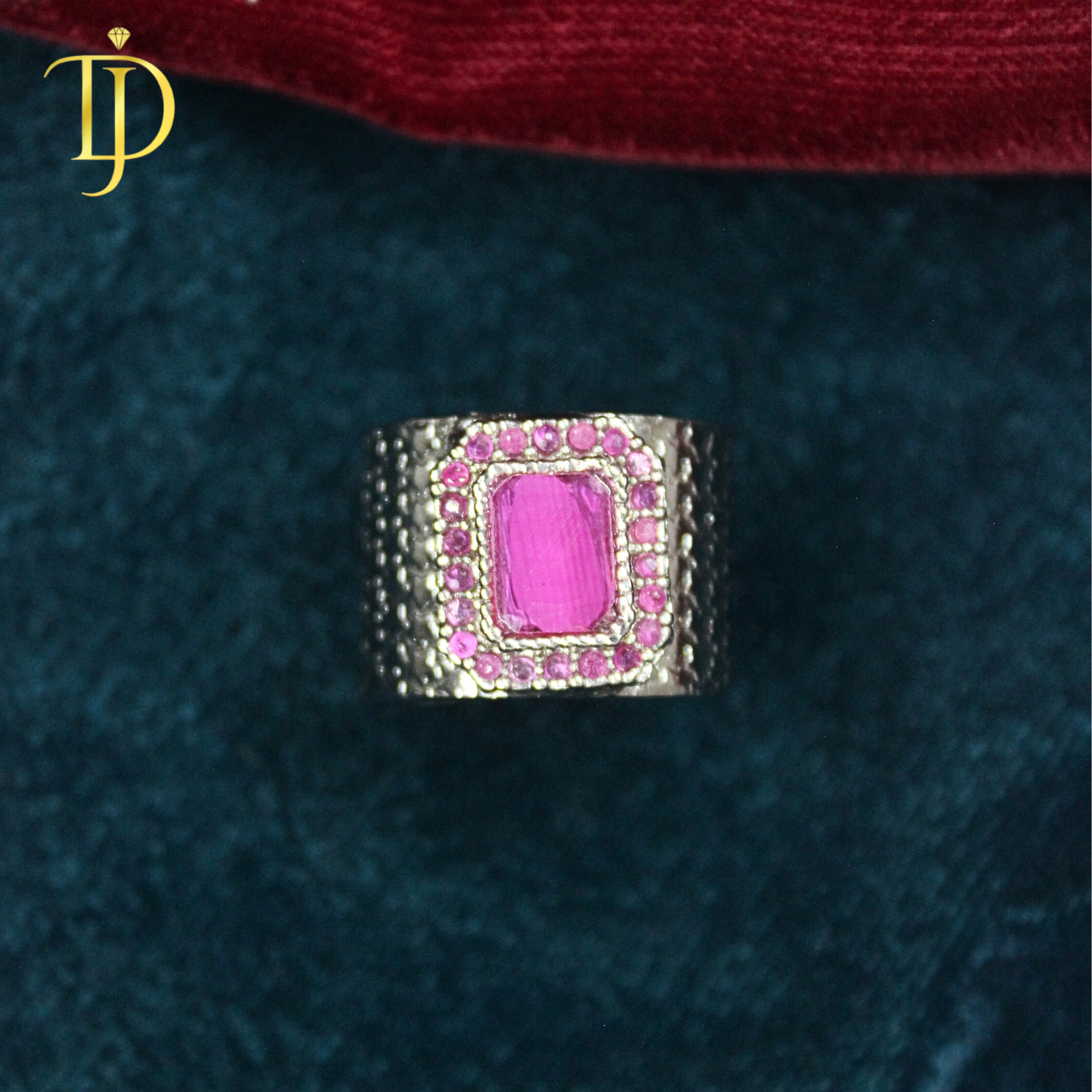 Luxury Pink Stone Statement Ring for Women – Silver Textured Adjustable Band