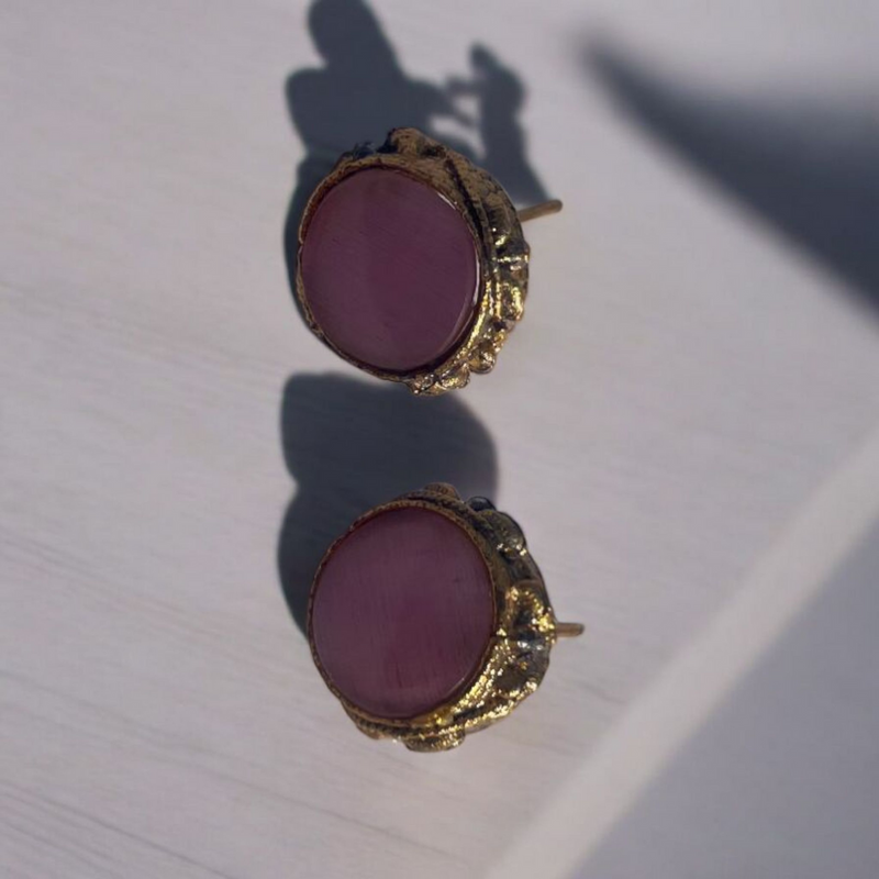 Traditional Stud earrings